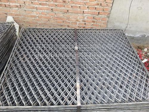 【杰德鋼板網在制網技術上研發新產品-鋼笆片圖片】杰德鋼板網在制網技術上研發新產品-鋼笆片